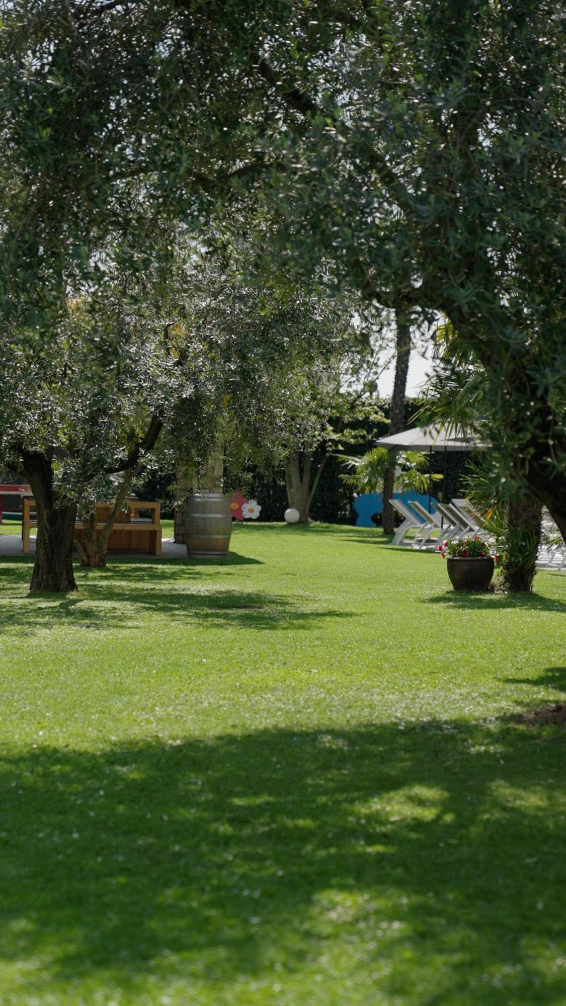 Residence Verdeblu Arco Dış mekan fotoğraf